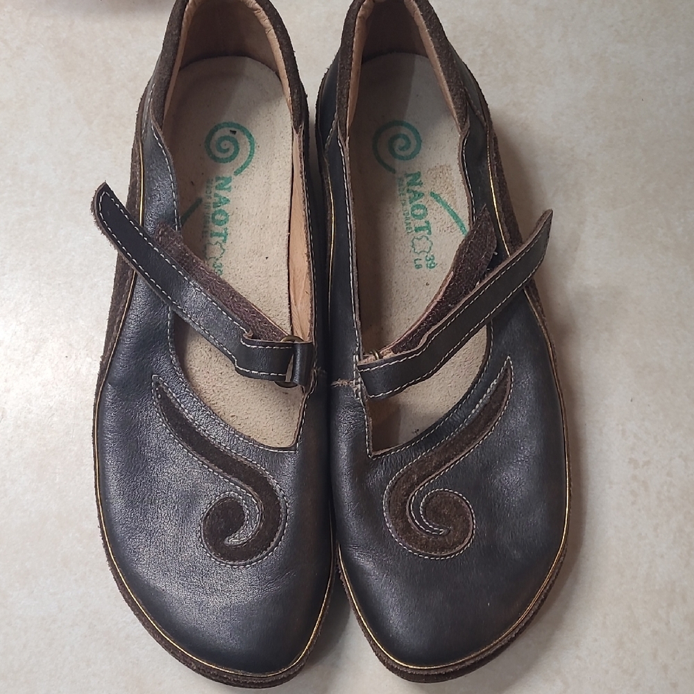 New Naot Matai Mary Jane Velcro Flats
